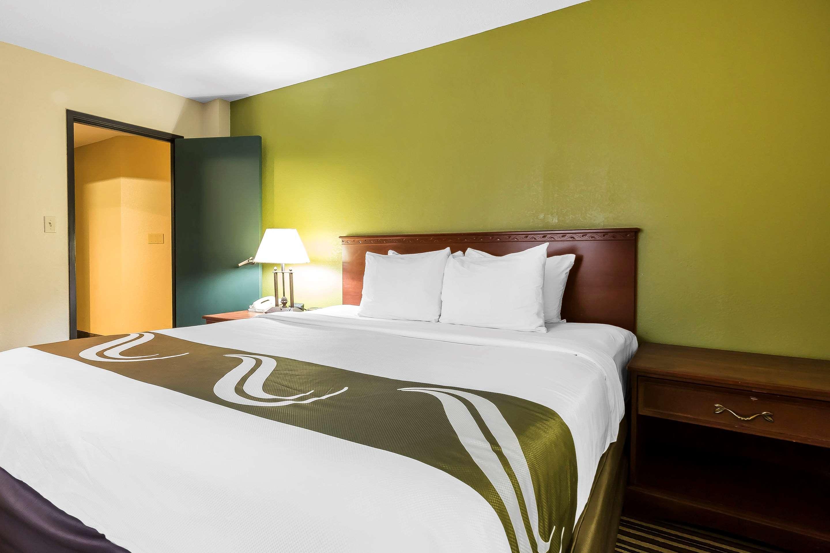 Quality Inn & Suites Columbia I-70 Екстериор снимка