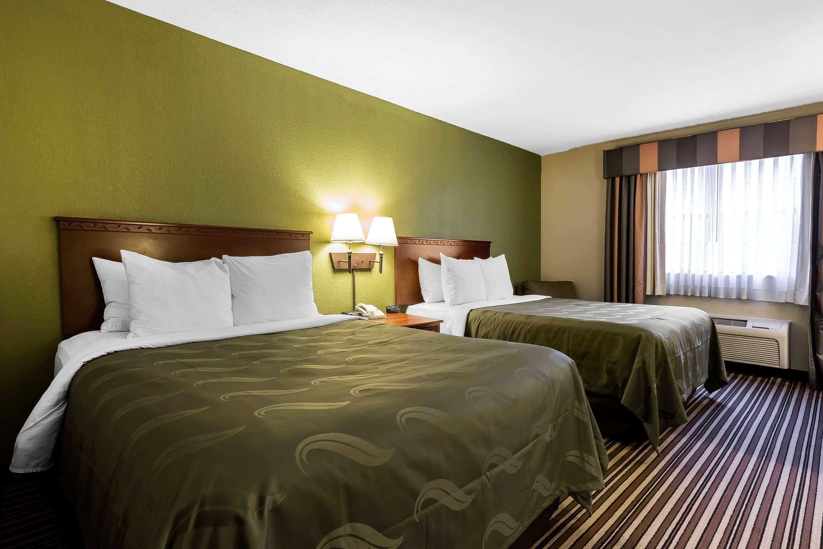 Quality Inn & Suites Columbia I-70 Екстериор снимка