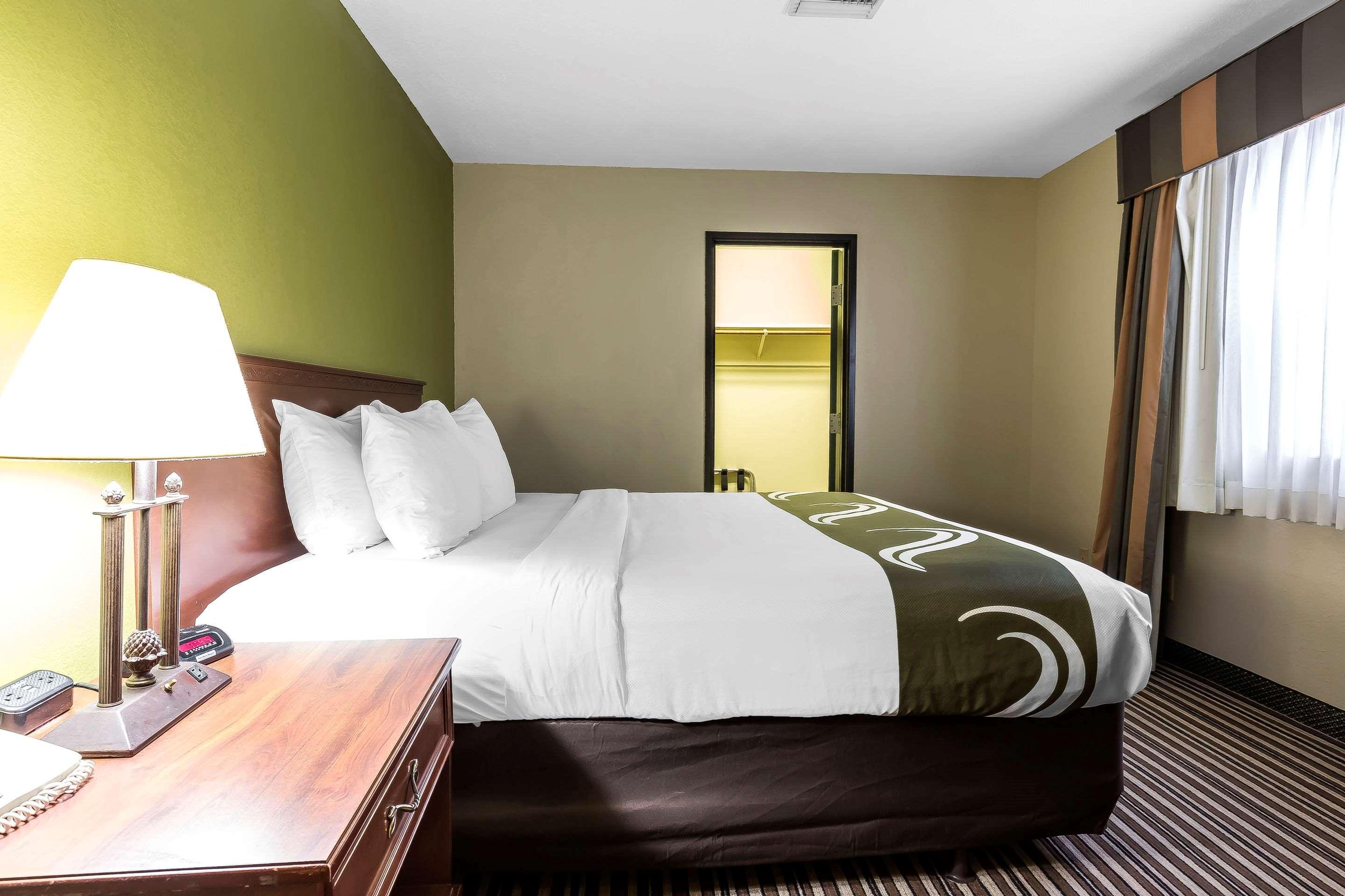 Quality Inn & Suites Columbia I-70 Екстериор снимка