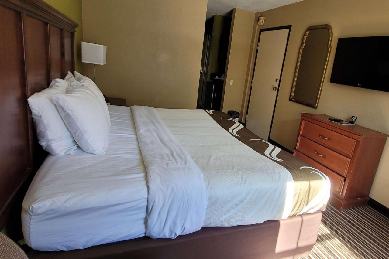 Quality Inn & Suites Columbia I-70 Екстериор снимка