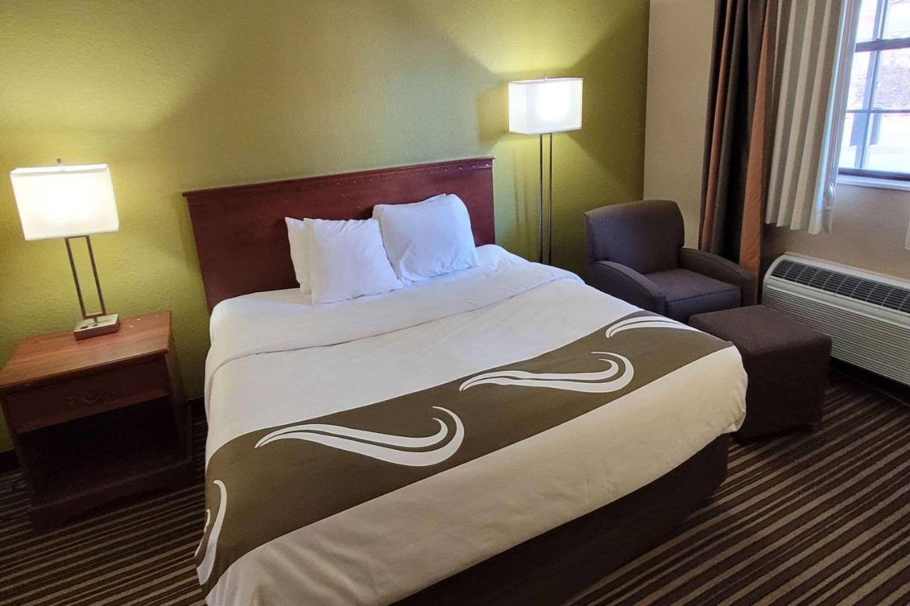 Quality Inn & Suites Columbia I-70 Екстериор снимка