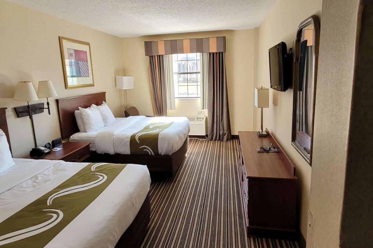 Quality Inn & Suites Columbia I-70 Екстериор снимка