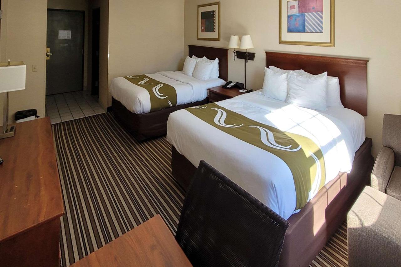 Quality Inn & Suites Columbia I-70 Екстериор снимка
