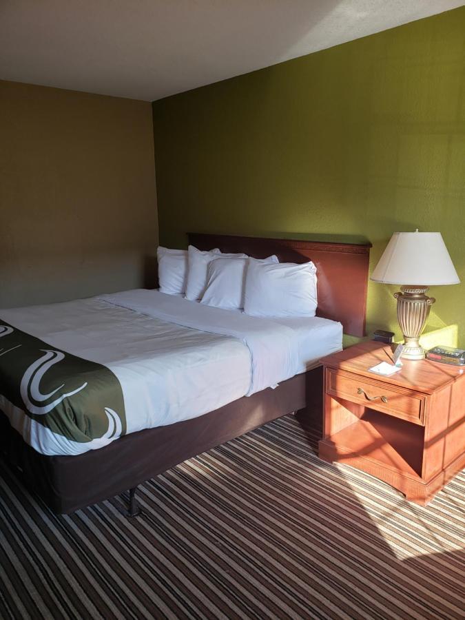 Quality Inn & Suites Columbia I-70 Екстериор снимка